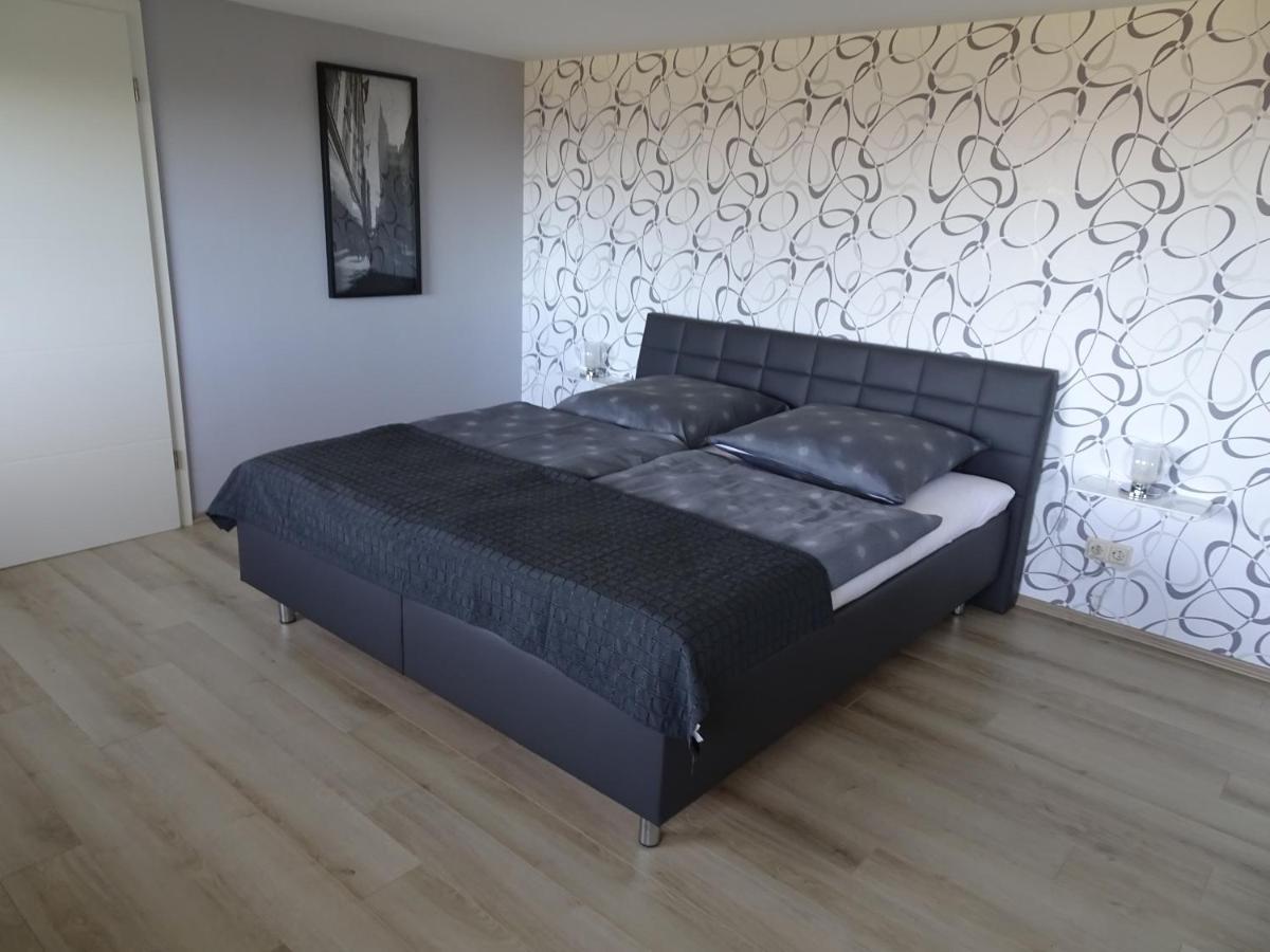 Ferienwohnung Hoffmann Osburg エクステリア 写真