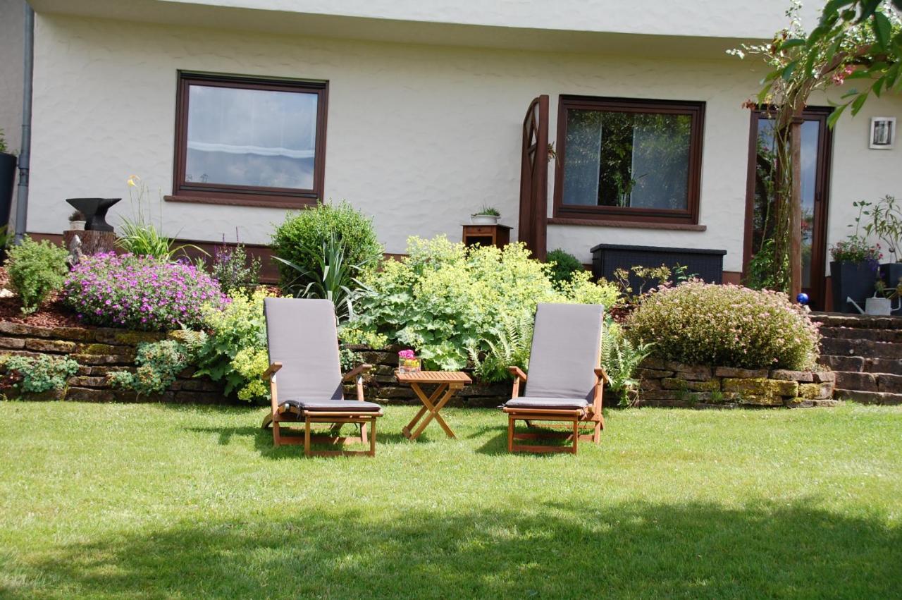 Ferienwohnung Hoffmann Osburg エクステリア 写真